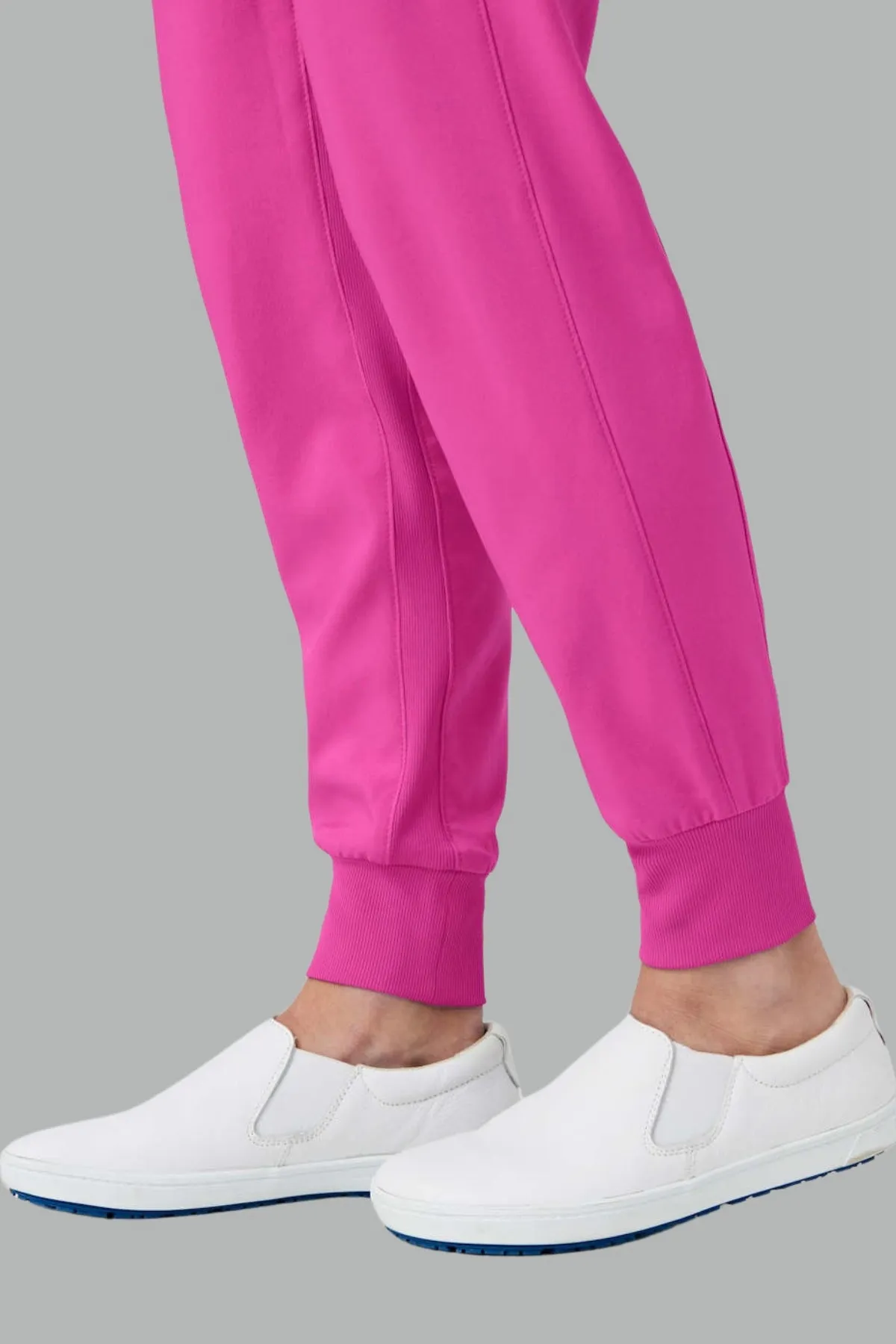 7-Pocket Rib Knit Waistband Cargo Jogger