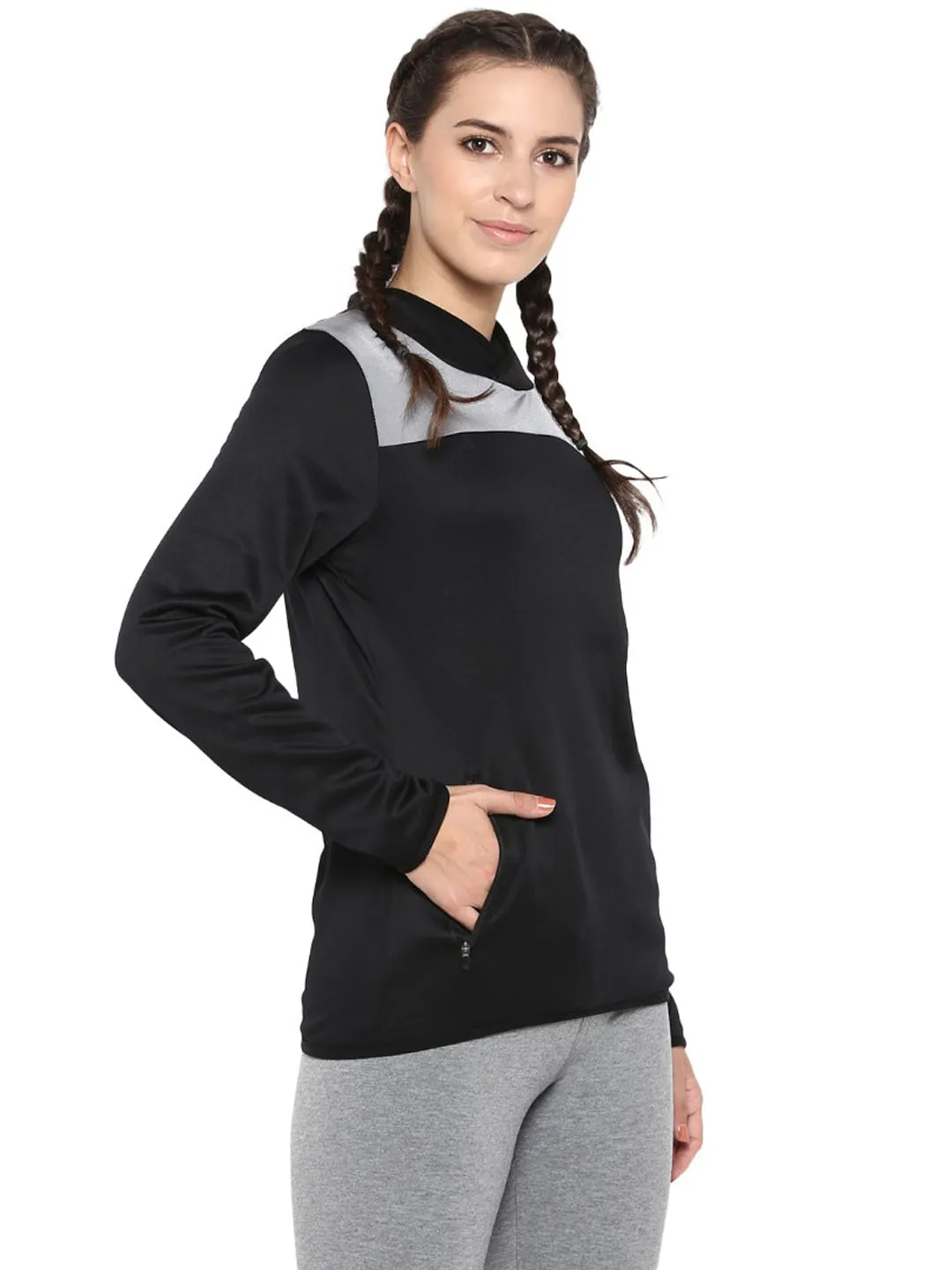 Alcis Women Black Silver-Toned Colourblocked Sweatshirt