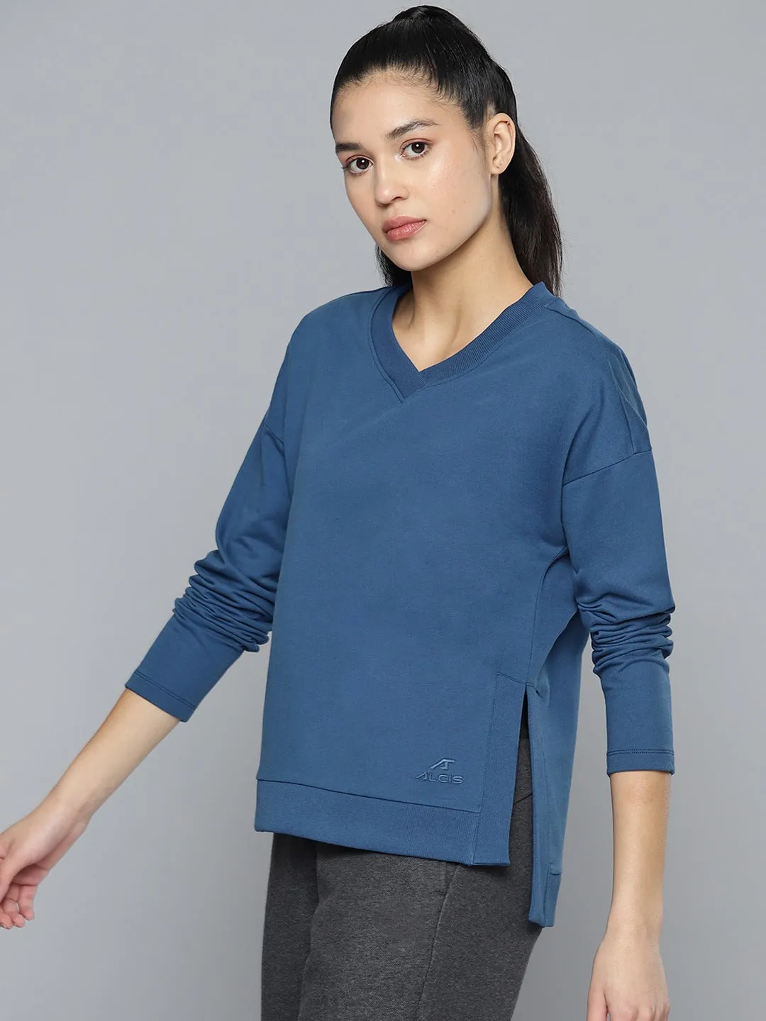 Alcis Women Blue Solid Sweatshirt