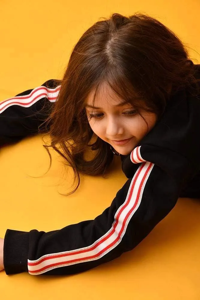BLACK ZIP UP SWEATSHIRT (FLEECE)
