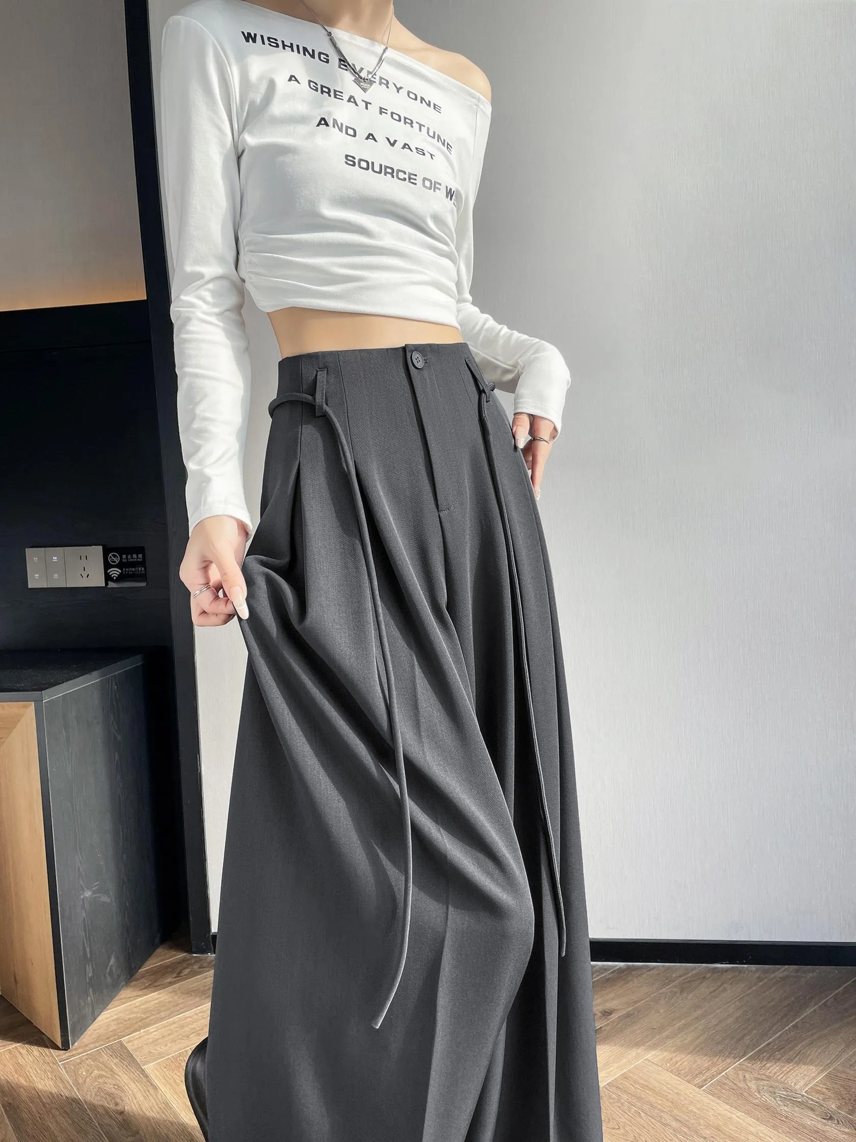 Breathable and Loose Fit Wide Leg Trousers Perfect for Summer