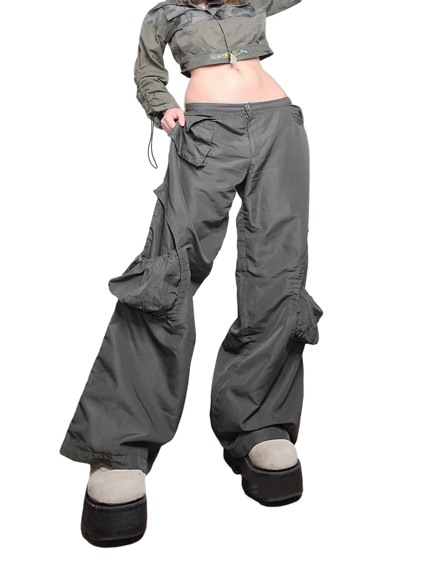 Cargo parachute kaki