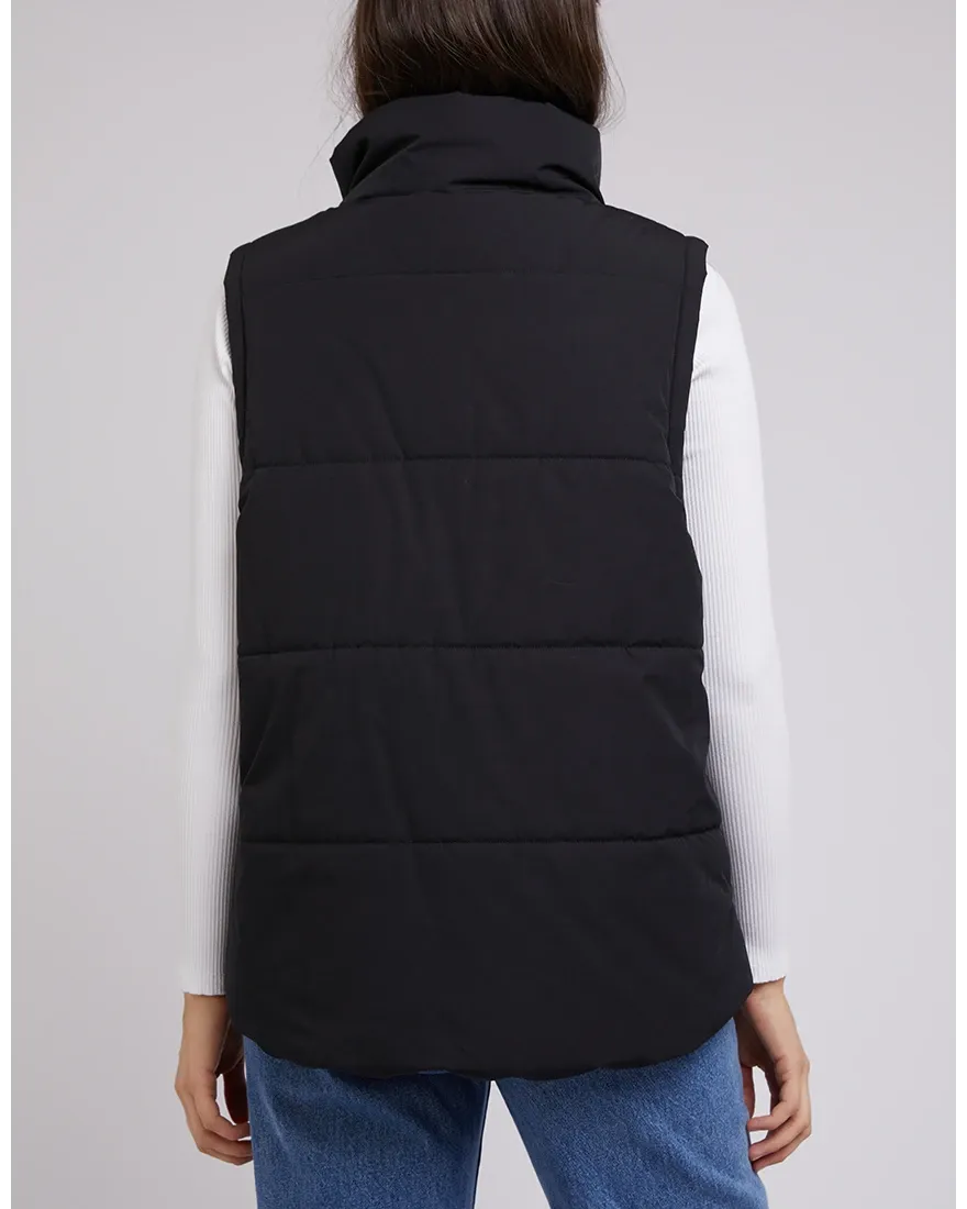 Classic Puffer Vest