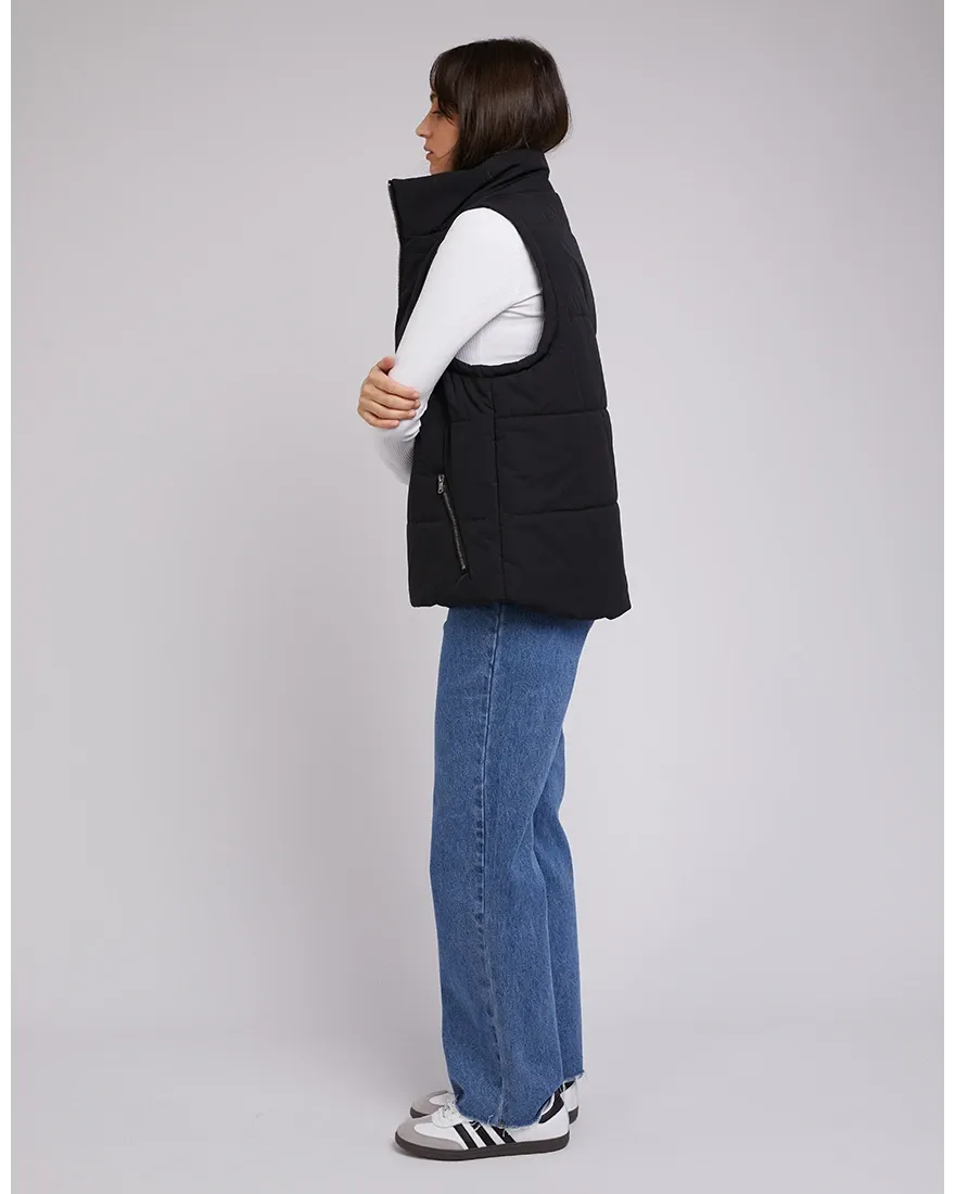 Classic Puffer Vest
