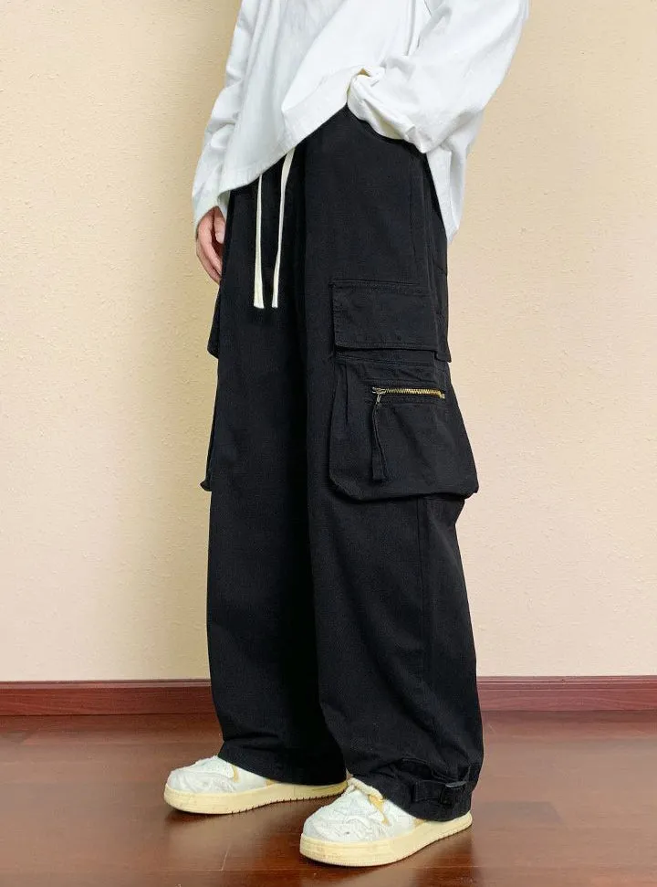 Comfortable Straight-Leg Cargo Pants for Men with Bellows Pockets