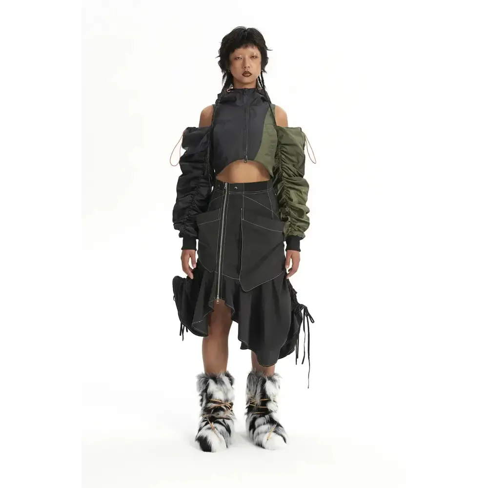 Cropped Cyberpunk Aesthetic Puffer Jacket with Double Zip Fastening