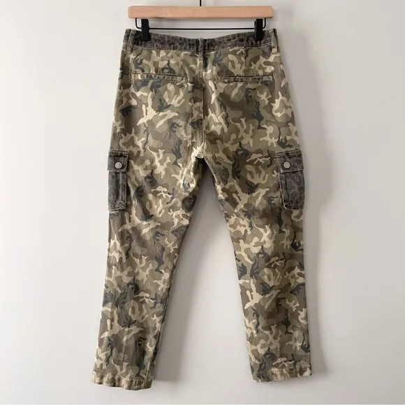 Driftwood Slouchy Jeans Cargo Pants Safari Camo Leopard Size 26