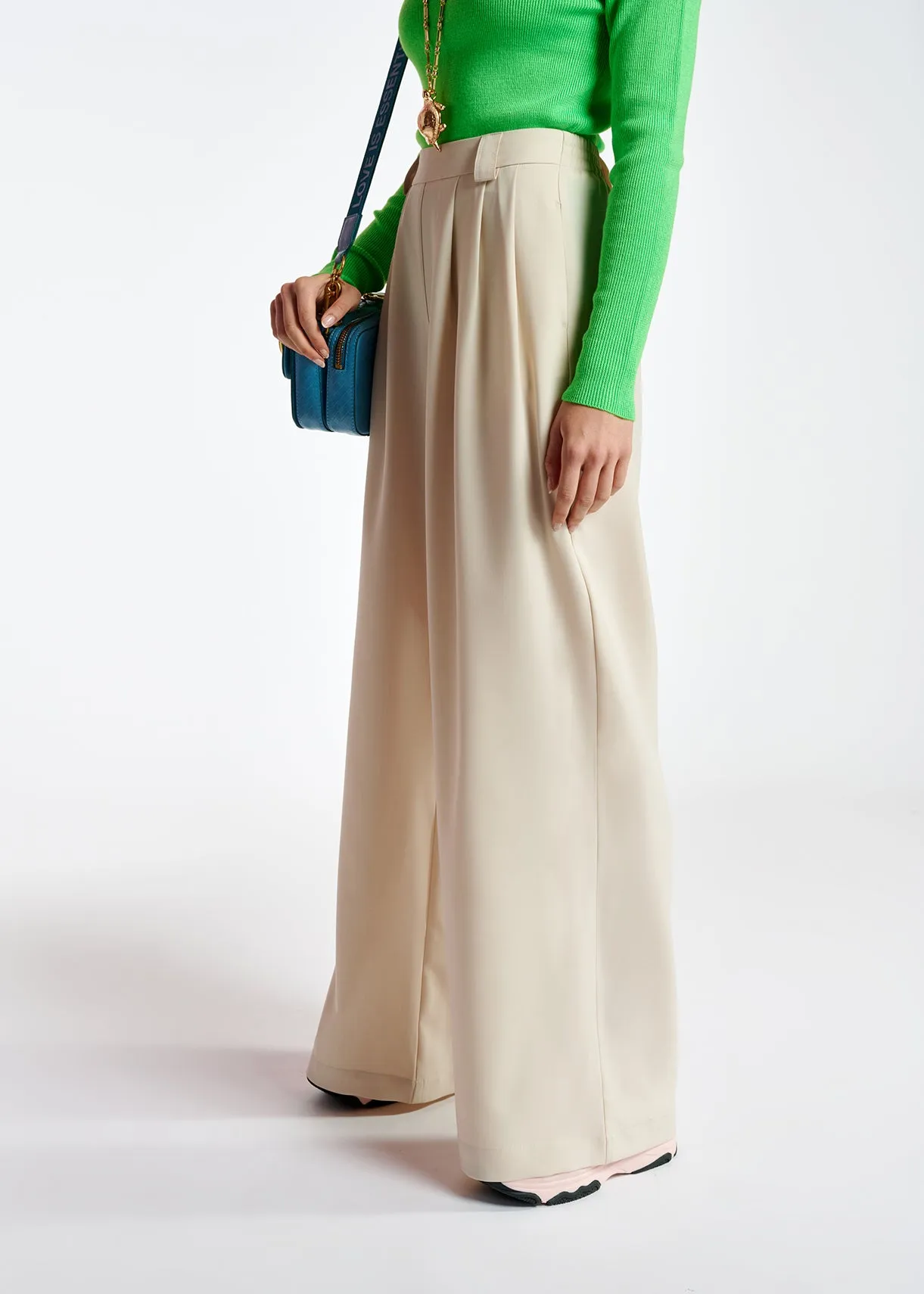 Ecru wide-leg pants