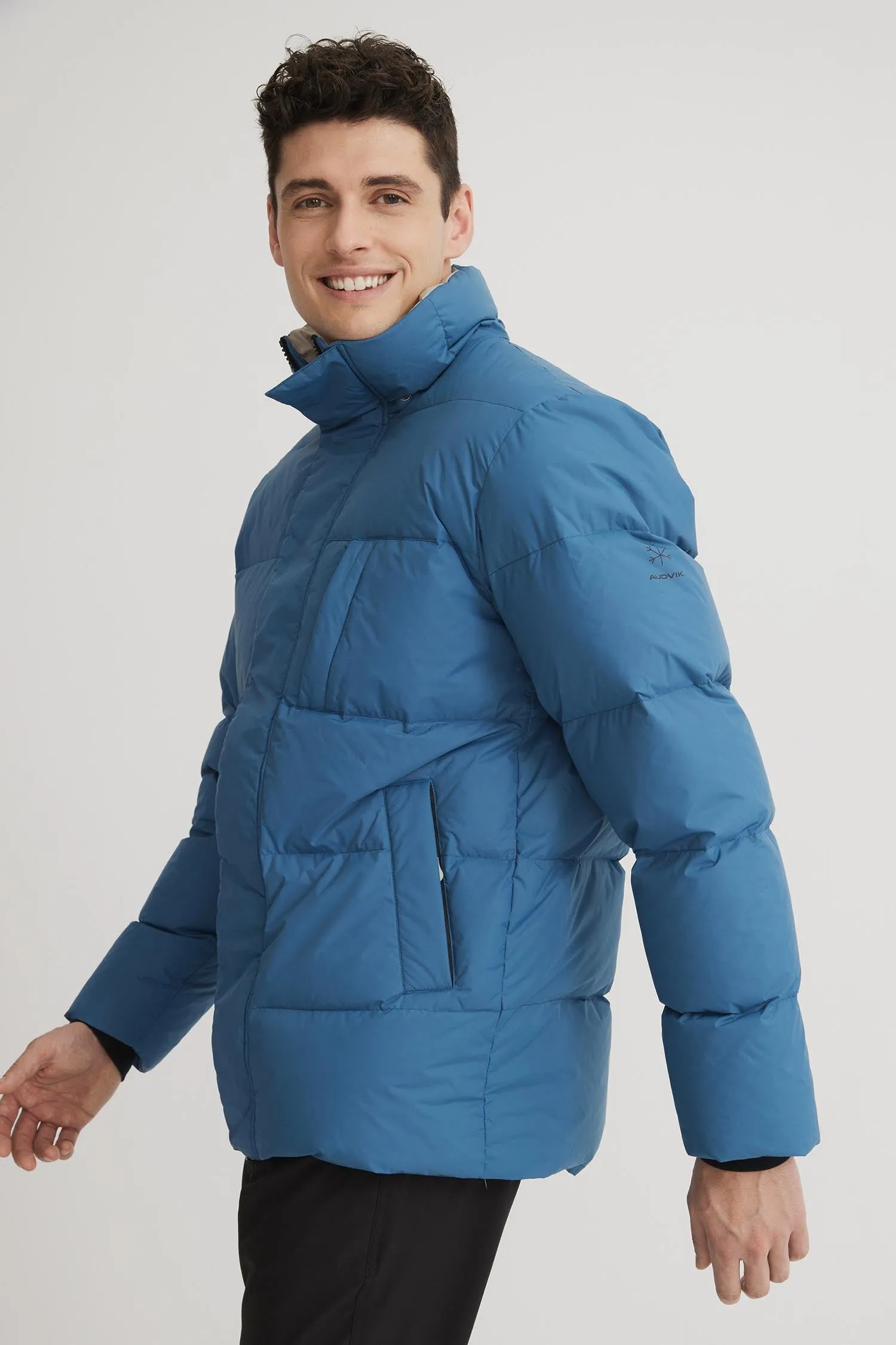FOSFO SHORT - Men's down puffer jacket court - AK20051