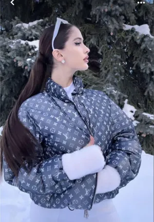 High End Quality Jackets available For Ladies