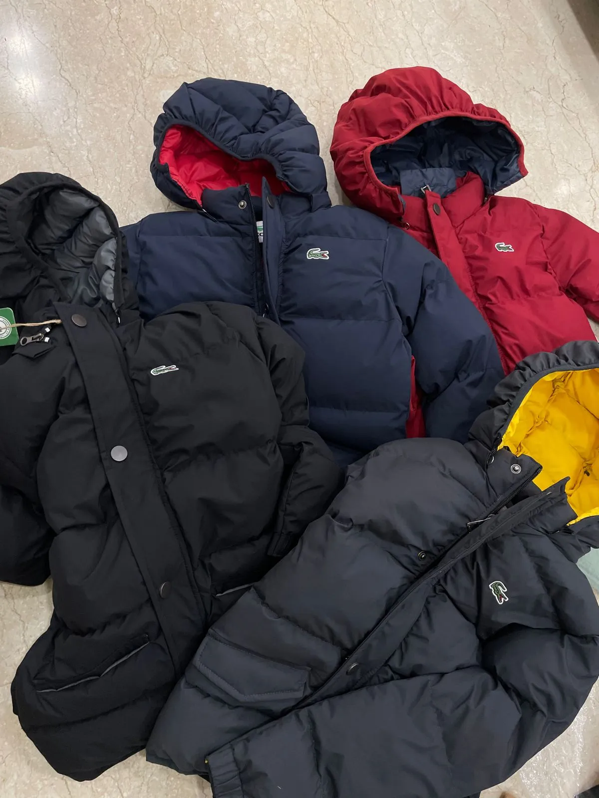 High End Quality Puffer Jackets Available For Kids
