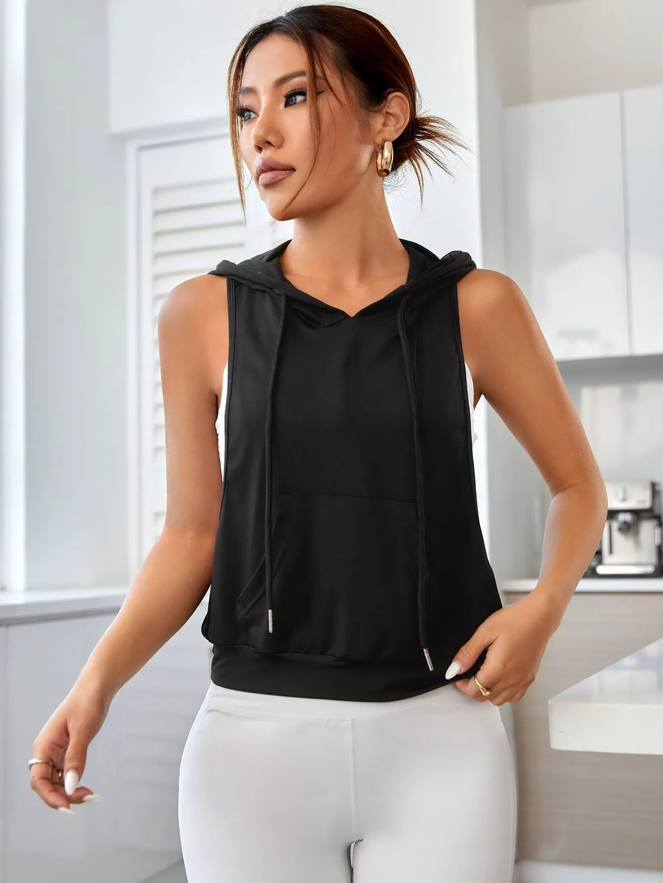Letter Graphic Sleeveless Hooded Sports Sweatshirt