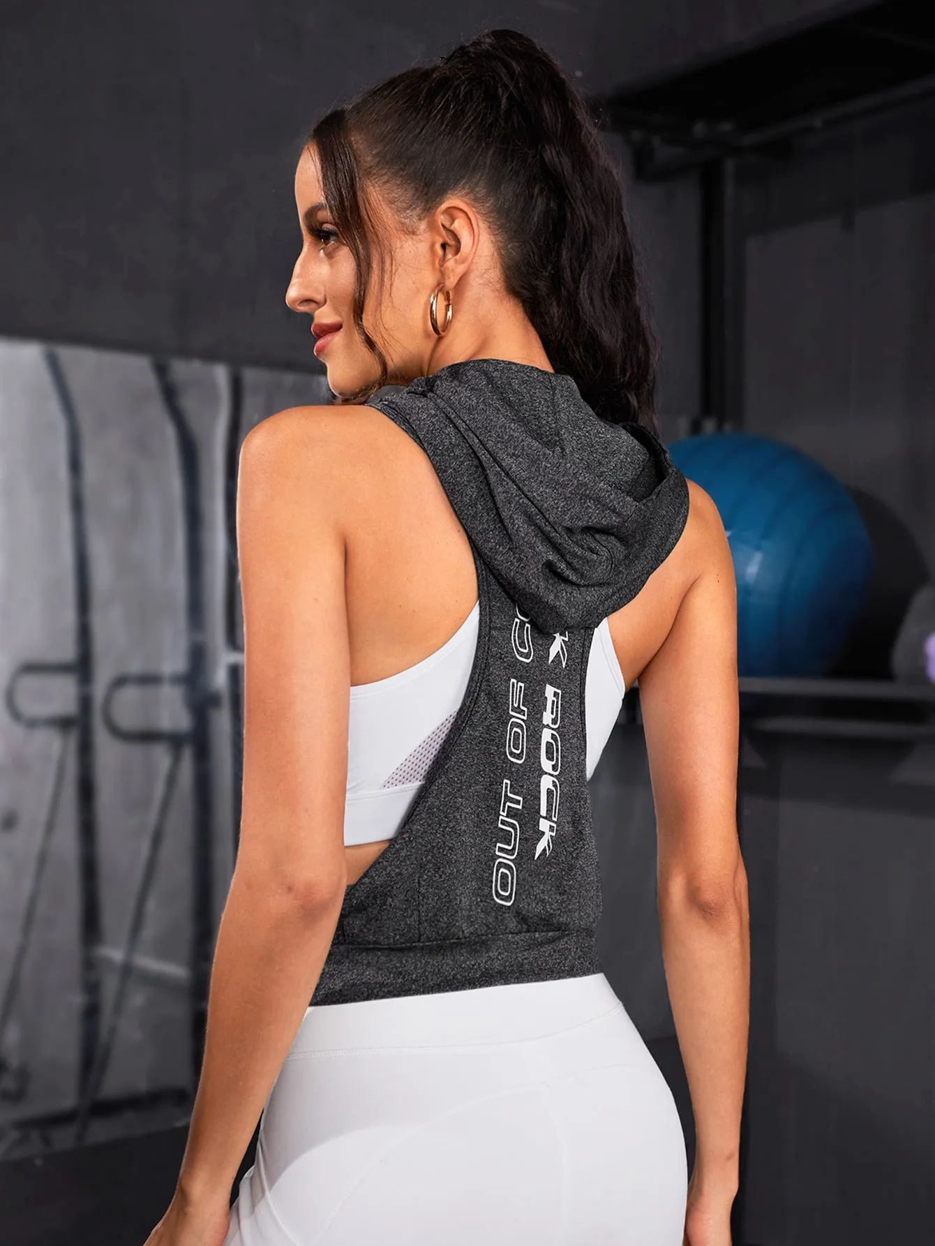 Letter Graphic Sleeveless Hooded Sports Sweatshirt