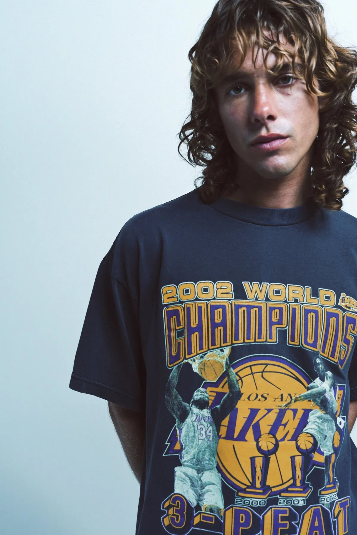 MAXFIELD VINTAGE | 2002 LOS ANGELES LAKERS TEE