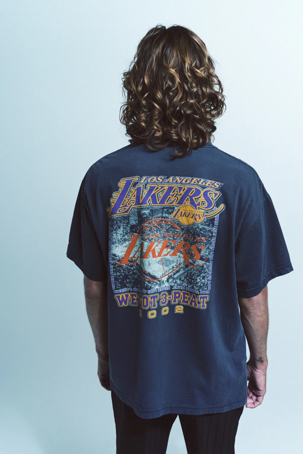MAXFIELD VINTAGE | 2002 LOS ANGELES LAKERS TEE