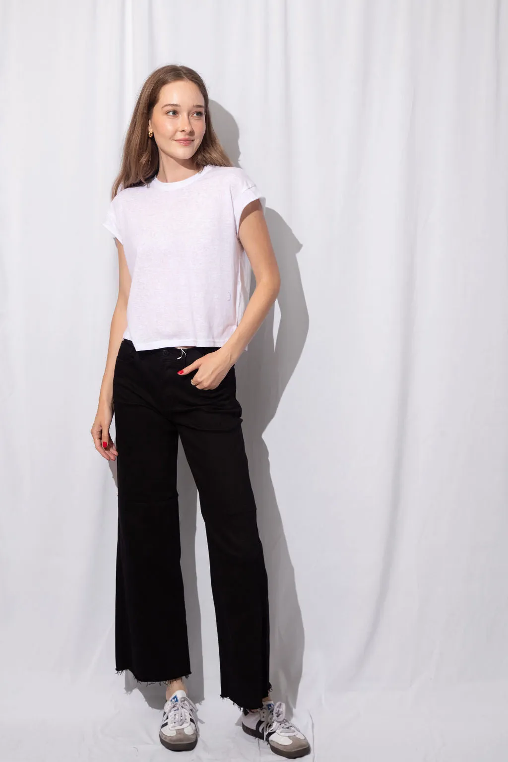 Mid Rise Wide Leg