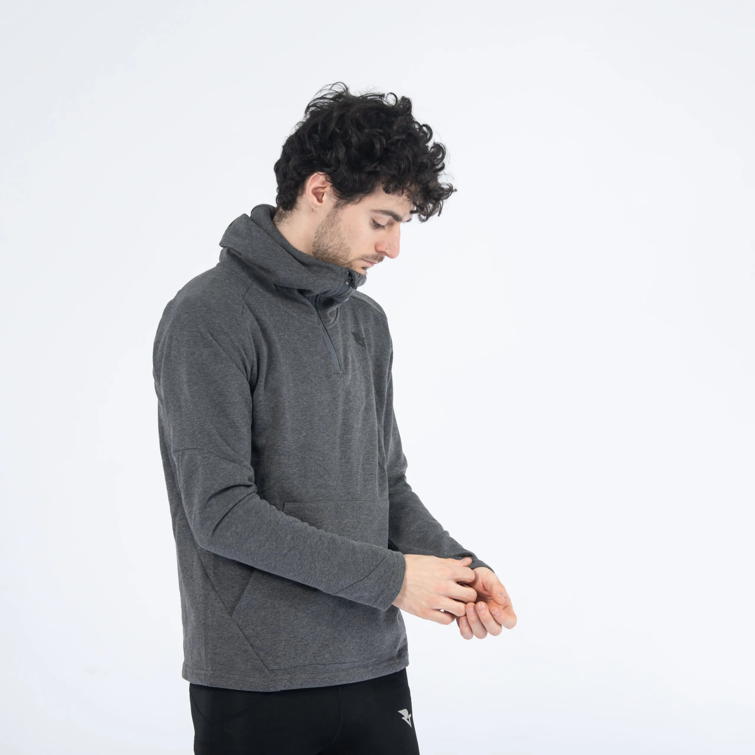 ON THE MOVE -  ZIP UP HOODIE