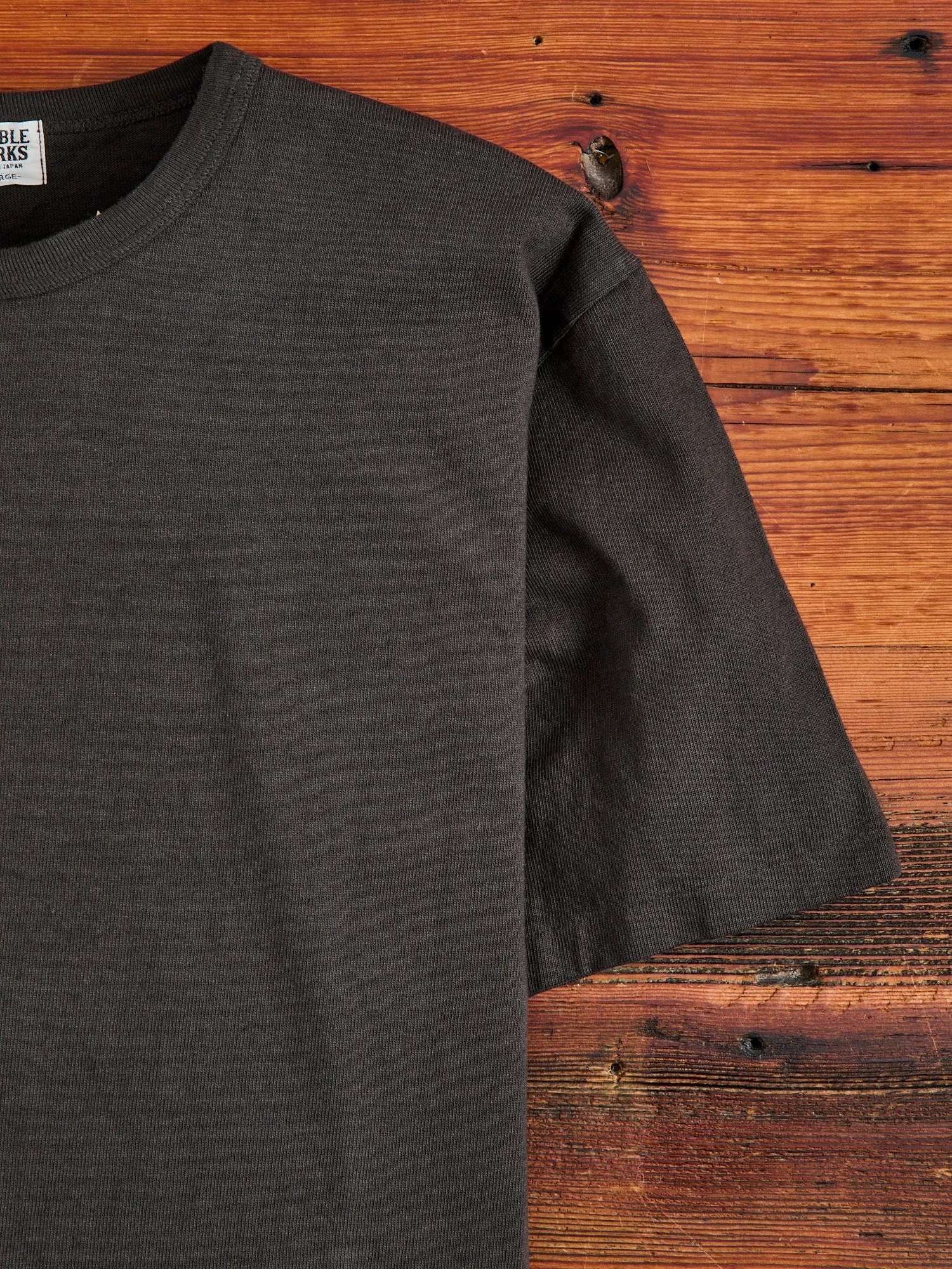 Stand Wheeler T-Shirt in Sumikuro