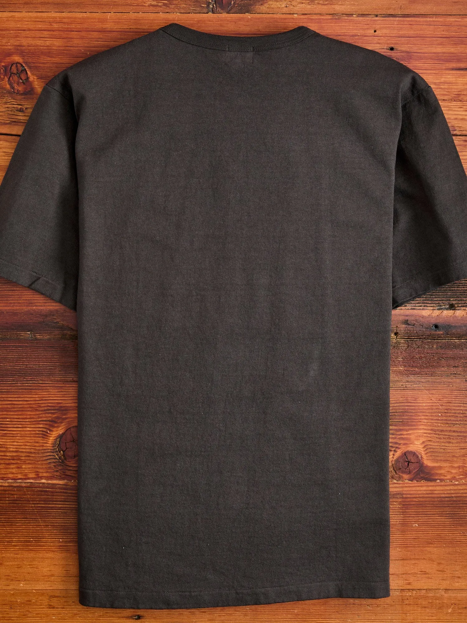 Stand Wheeler T-Shirt in Sumikuro
