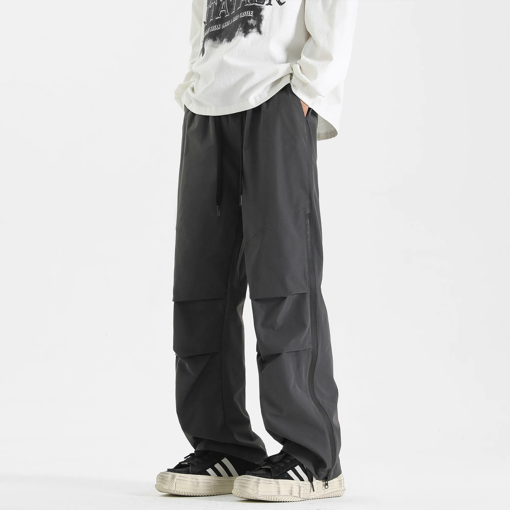 Straight-leg Camping Cargo Pants with Elastic Waist for Outdoor Adventures