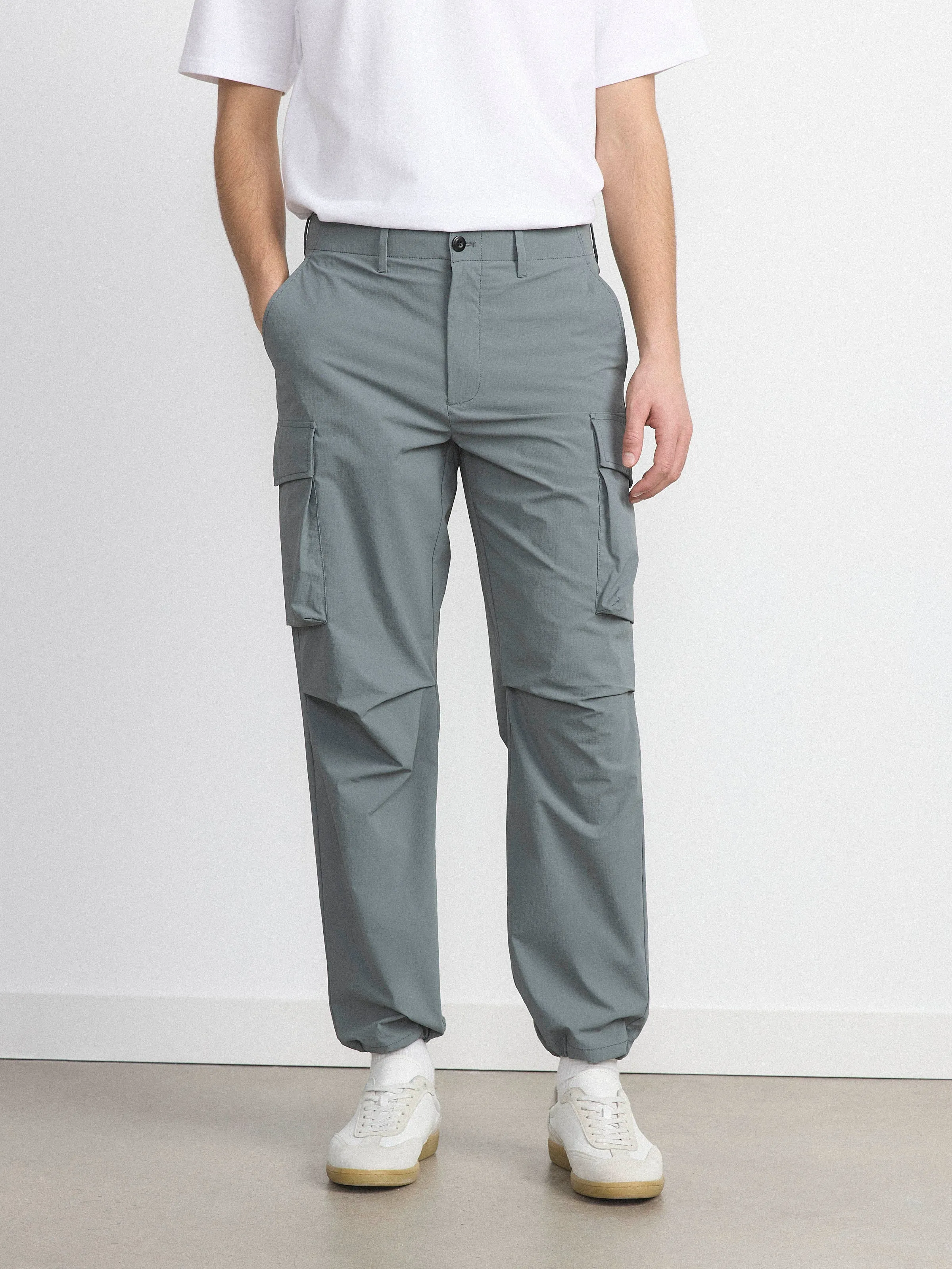 The Theo Cargo Pant in Slate