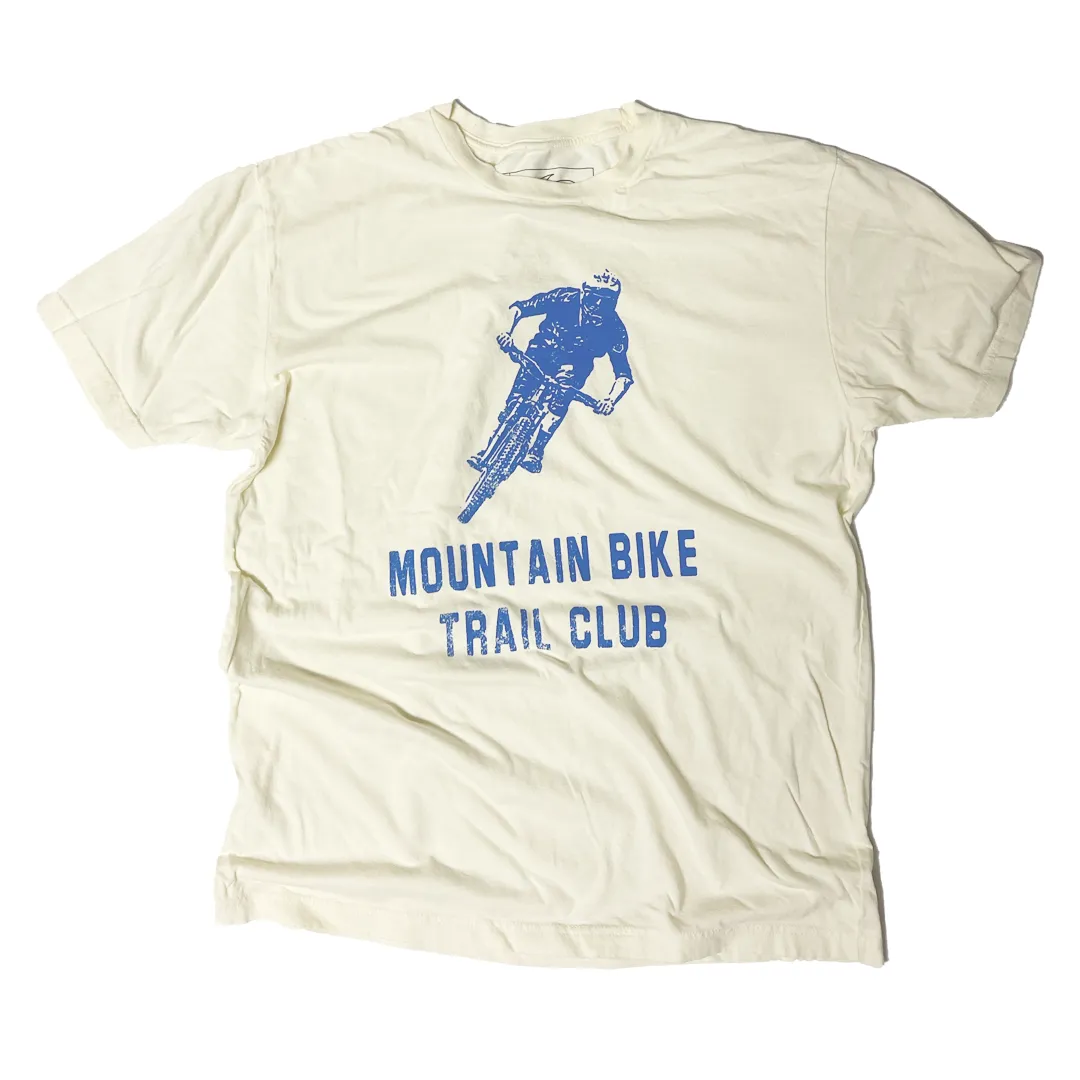TRAIL CLUB