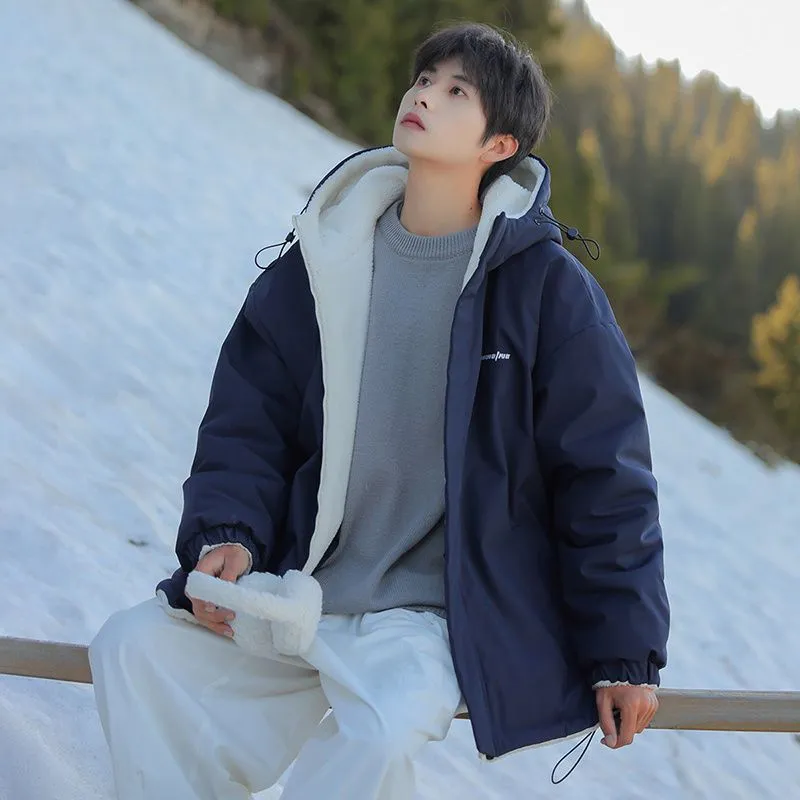 Versatile Men's Windproof Fleece Jacket with Label Detailing