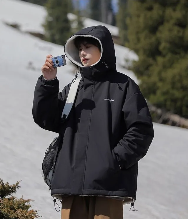 Versatile Men's Windproof Fleece Jacket with Label Detailing
