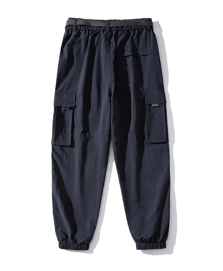 Versatile Tapered-leg Cargo Pants for Casual Style