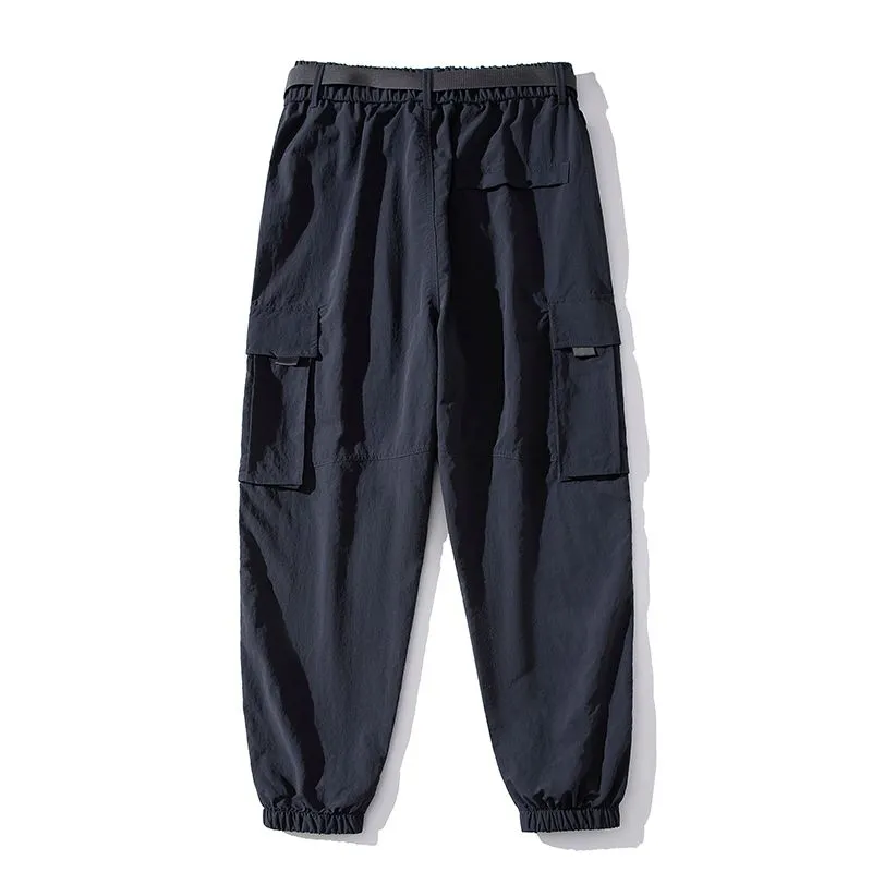 Versatile Tapered-leg Cargo Pants for Casual Style