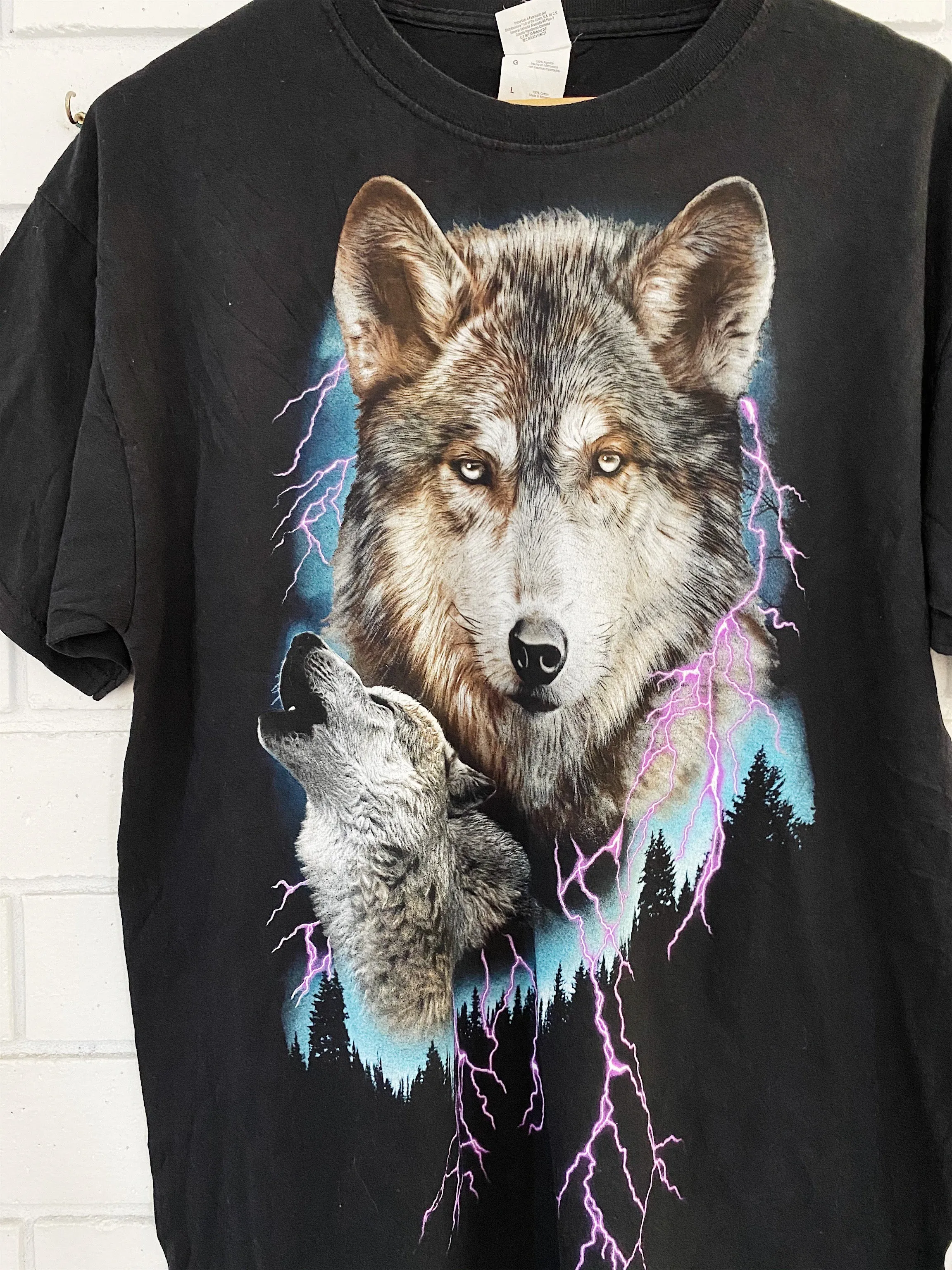 Vintage Animals - Lightning Wolf Black Tee - Large