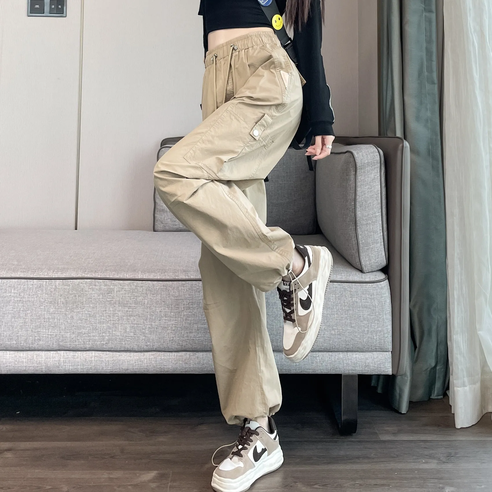 Women's Lightweight and Breathable High Waisted Cargo Pant