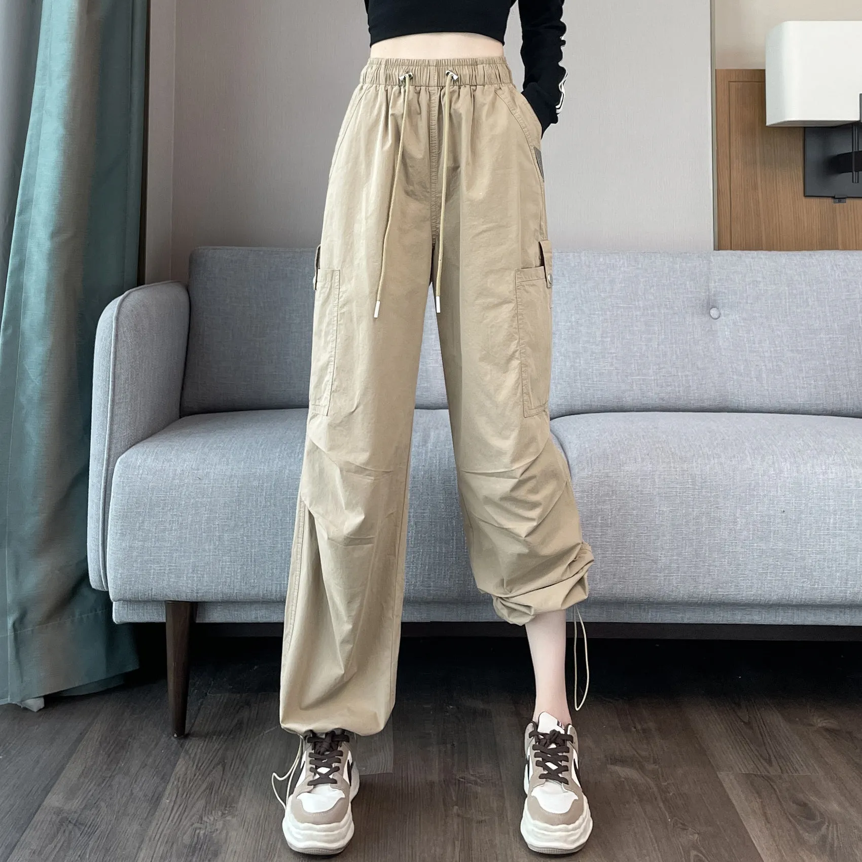 Women's Lightweight and Breathable High Waisted Cargo Pant
