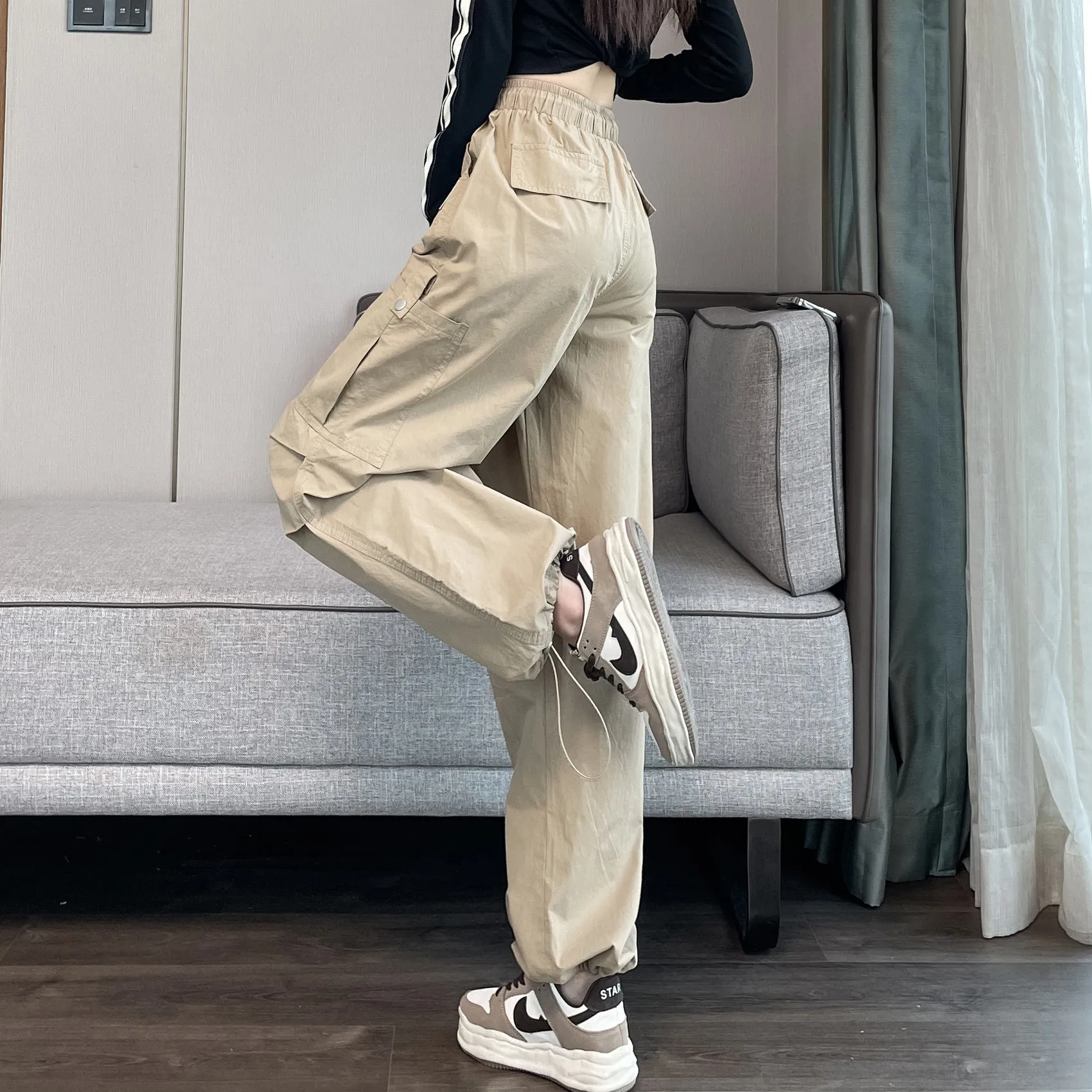 Women's Lightweight and Breathable High Waisted Cargo Pant