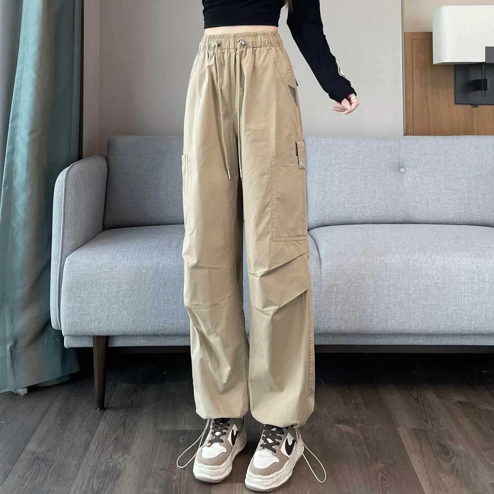 Women's Lightweight and Breathable High Waisted Cargo Pant