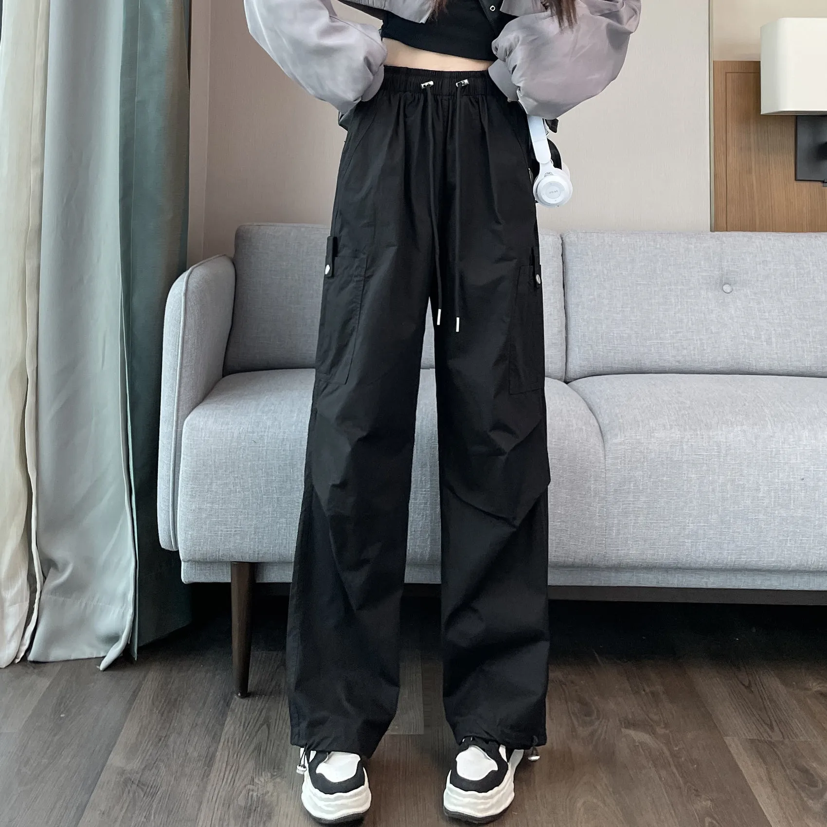 Women's Lightweight and Breathable High Waisted Cargo Pant